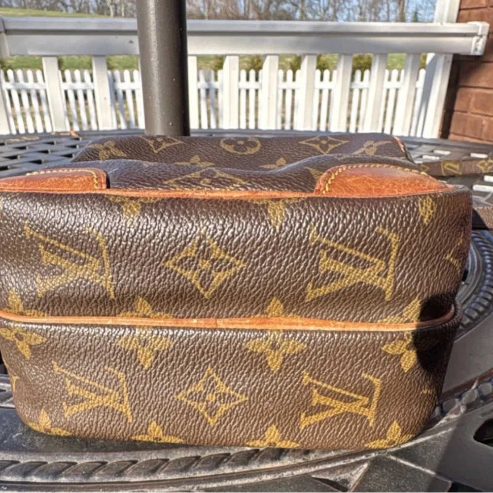 Louis Vuitton Monogram Crossbody Bag in Brown and Tan - Picture 4 of 9